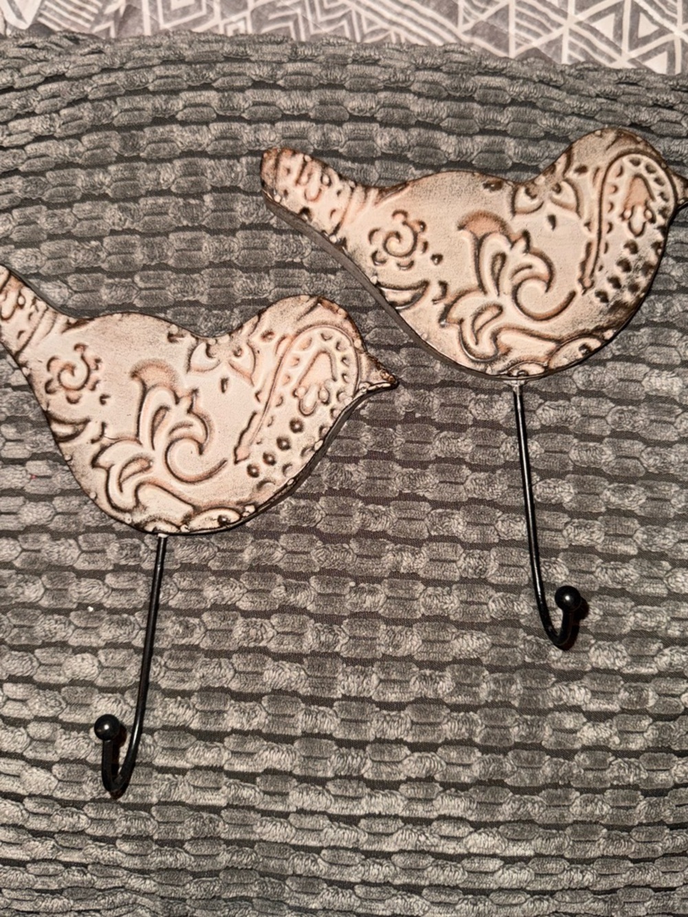 Set of 2 Farmhouse Bird Wall Hooks - Distressed Filigree Design